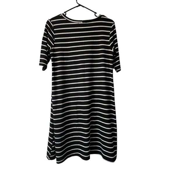 Luxology Women T Shirt Dress Black White Striped Stretch Size Large Classic City - Picture 2 of 10